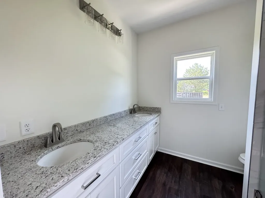 100 Lexie Lane Lawrenceburg TN 38464