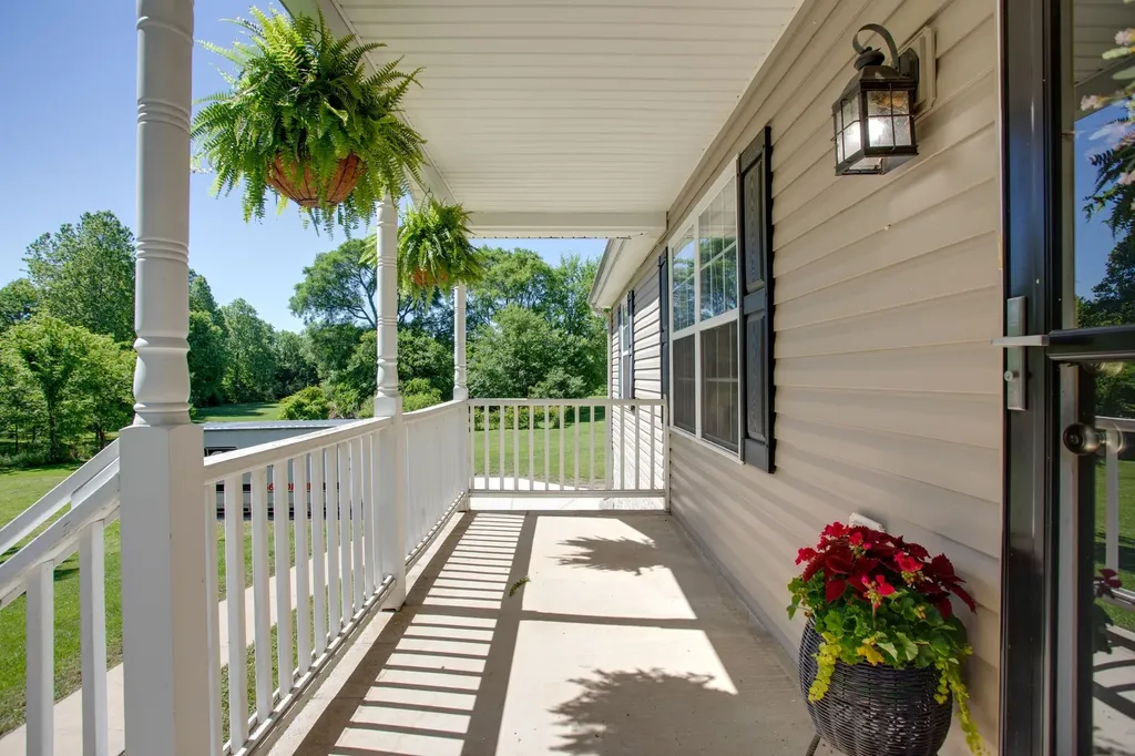 743 Elm Street Spring Hill TN 37174