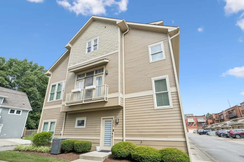 395 Monroe Street Nashville TN 37208