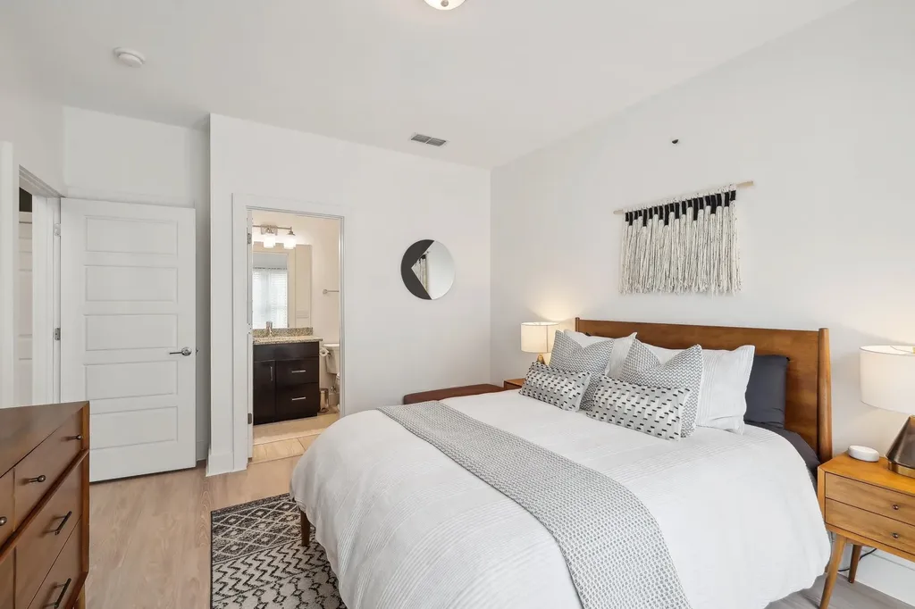 395 Monroe Street Nashville TN 37208