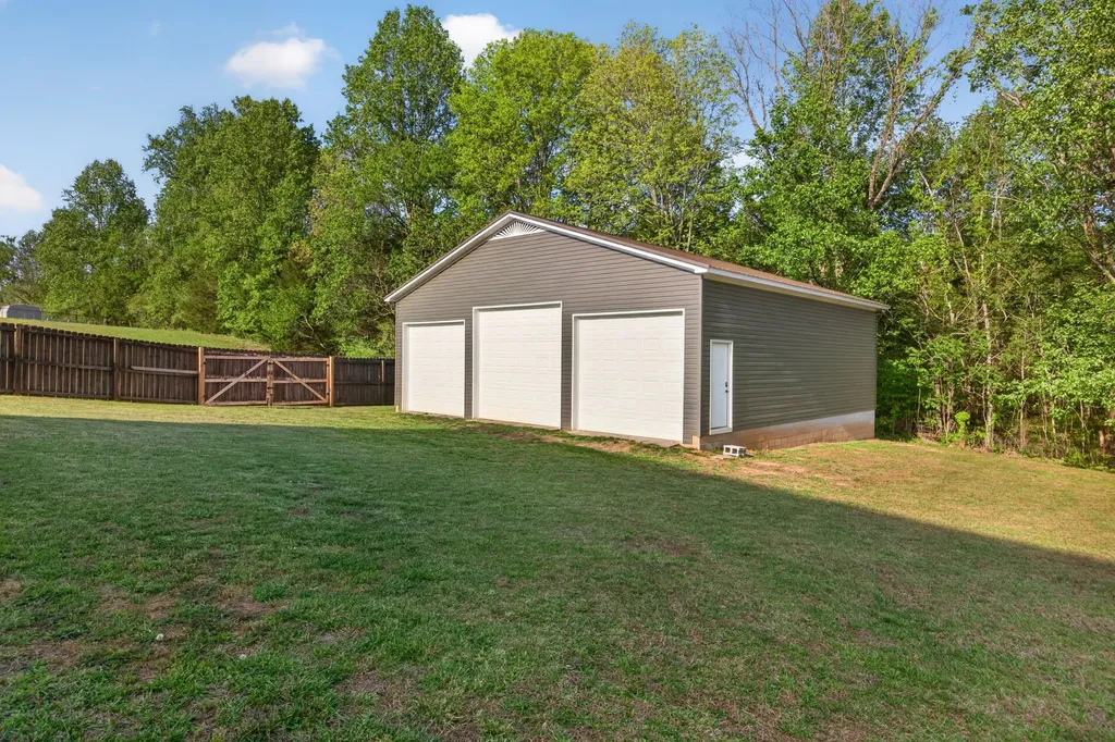 7836 Platinum Circle Baxter TN 38544