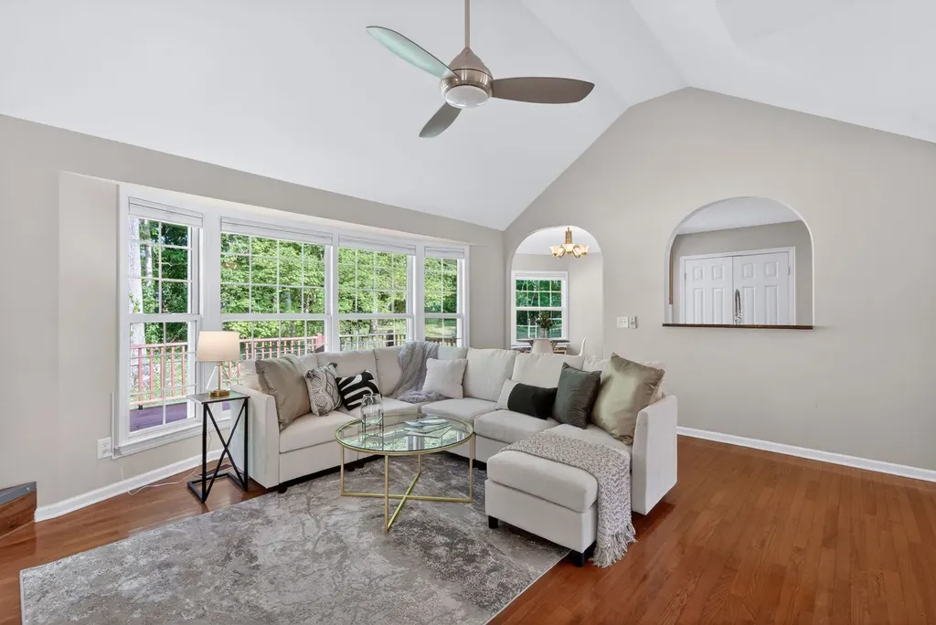 1505 Heller Ridge Spring Hill TN 37174