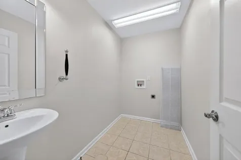 1505 Heller Ridge Spring Hill TN 37174