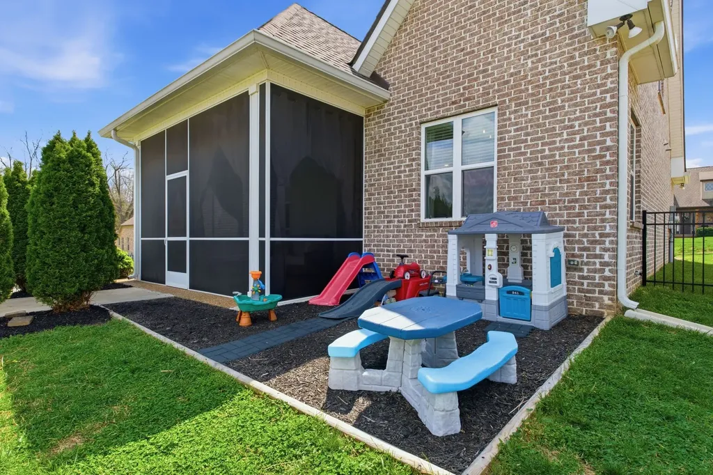 200 Ernest Drive Lebanon TN 37087