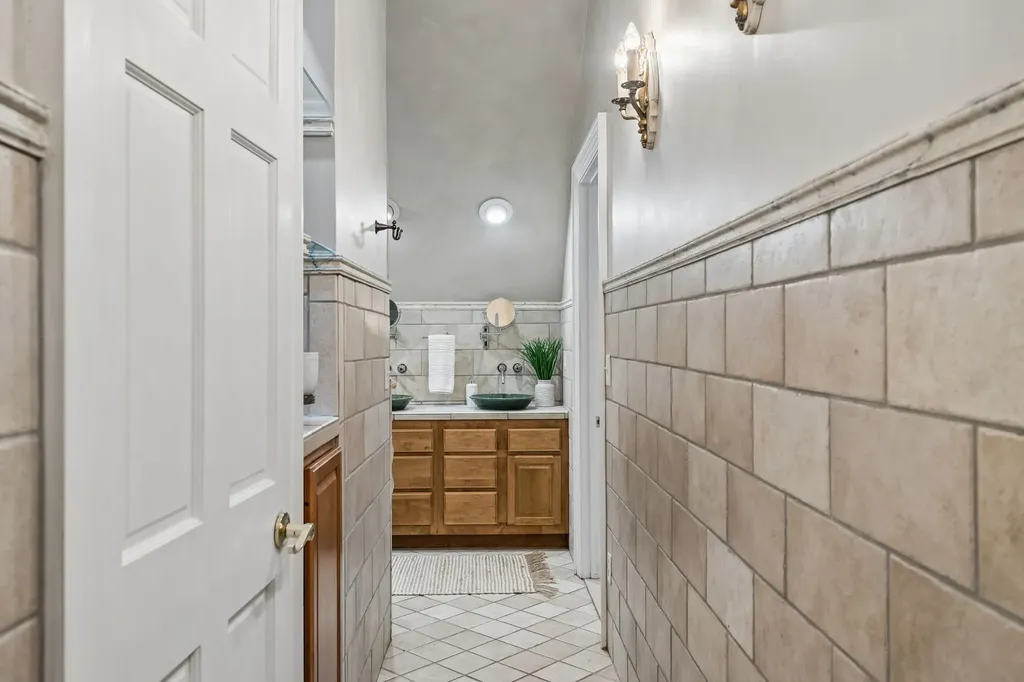 1413 Woodland Street Nashville TN 37206
