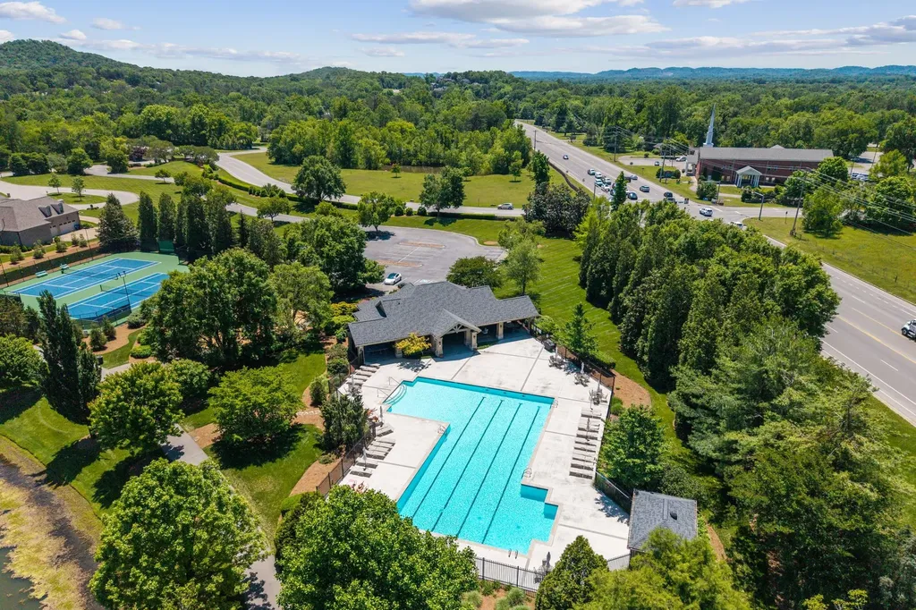 672 Legends Crest Drive Franklin TN 37069
