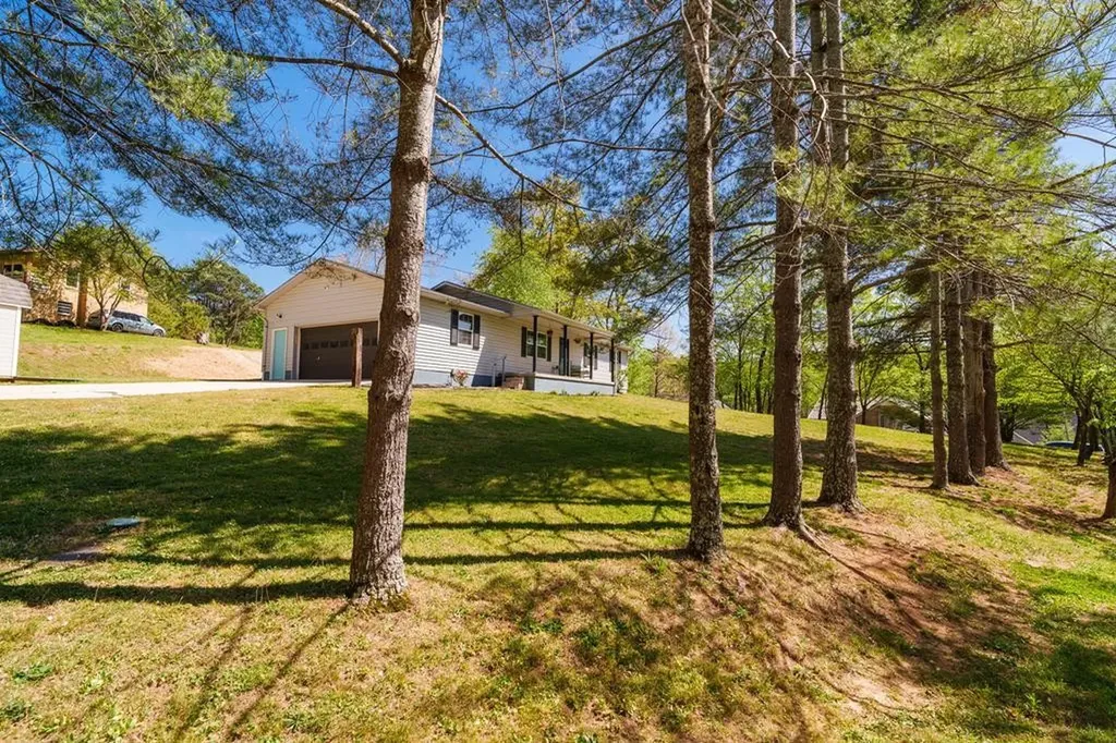 2209 Cliff Lane Cookeville TN 38501