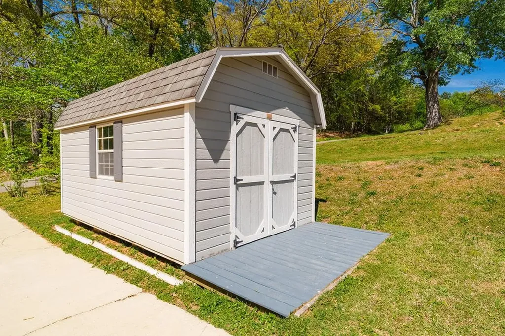 2209 Cliff Lane Cookeville TN 38501