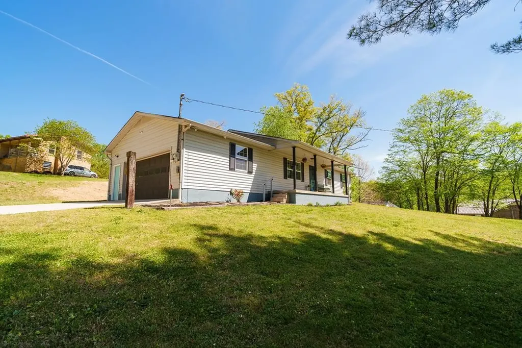 2209 Cliff Lane Cookeville TN 38501