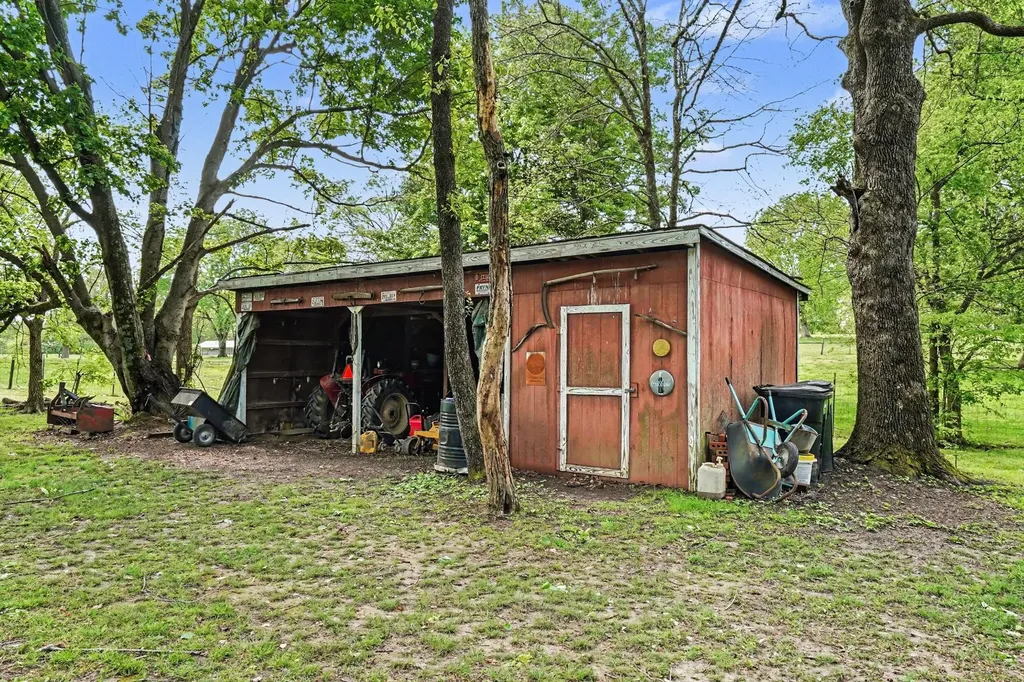 2075 Liebengood Road Goodlettsville TN 37072