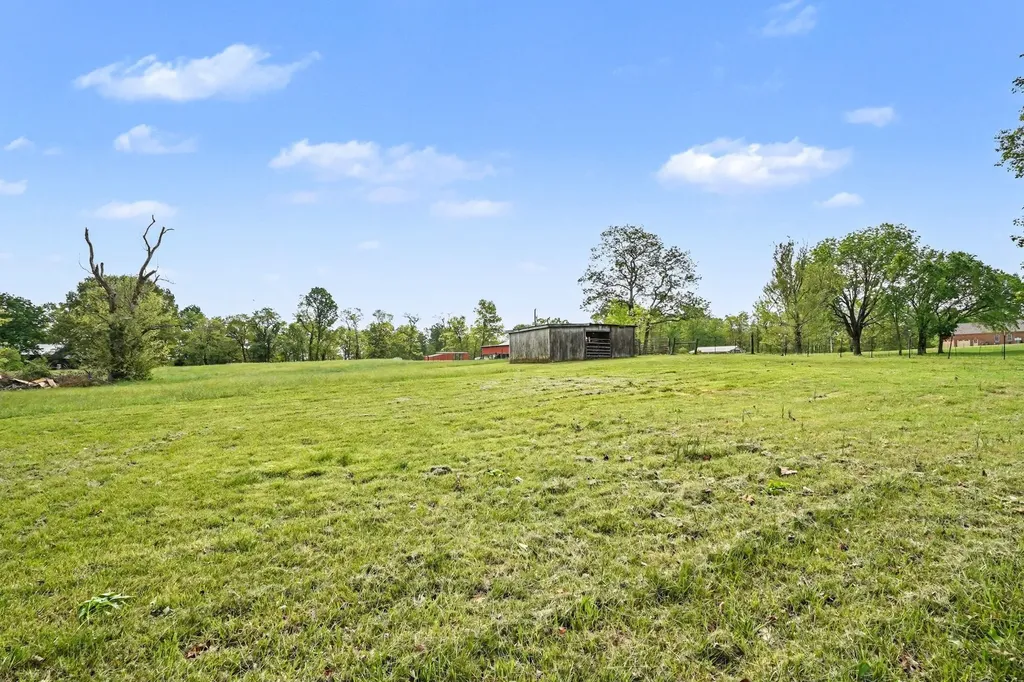 2075 Liebengood Road Goodlettsville TN 37072