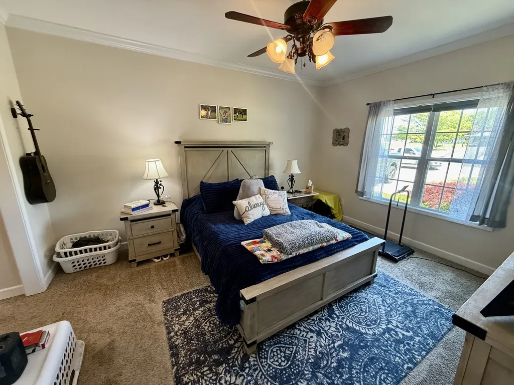 543 Main Street Mc Ewen TN 37101