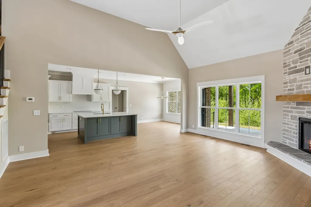 1717 Rhonda Drive Christiana TN 37037