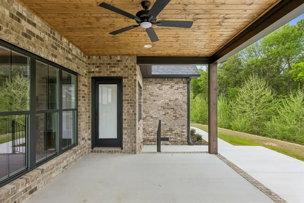 1717 Rhonda Drive Christiana TN 37037