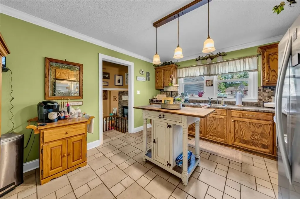 1006 Evins Street Manchester TN 37355