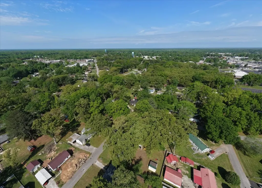1006 Evins Street Manchester TN 37355
