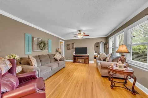 1006 Evins Street Manchester TN 37355