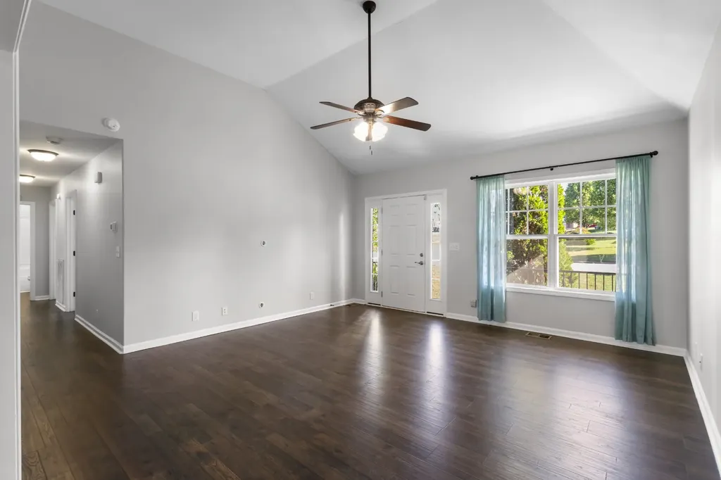 3484 Clover Hill Drive Clarksville TN 37043