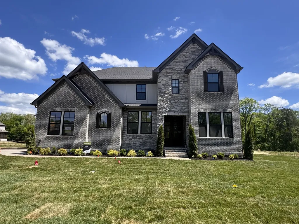5924 Luke Court Arrington TN 37014