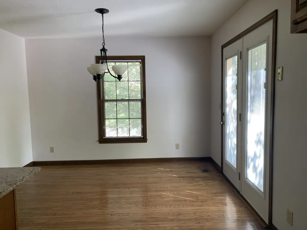 136 S Richview Road Clarksville TN 37043
