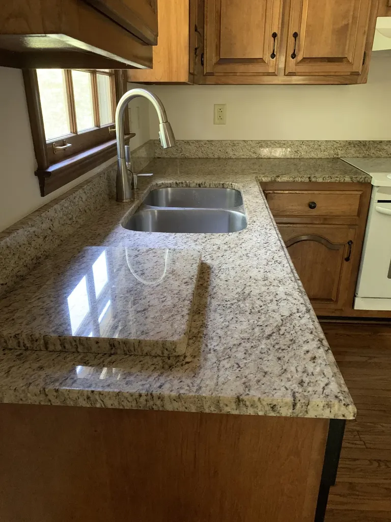 136 S Richview Road Clarksville TN 37043