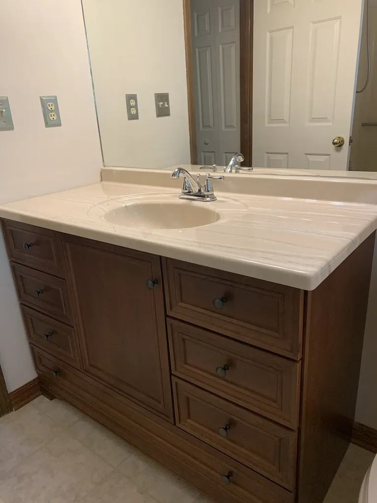 136 S Richview Road Clarksville TN 37043
