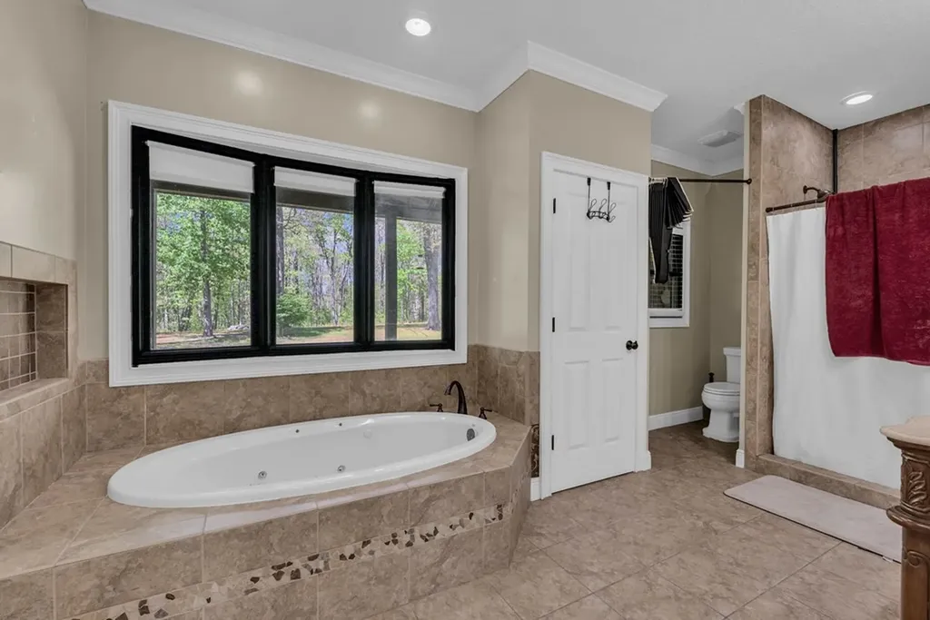 160 Eagles Bluff Circle Spencer TN 38585