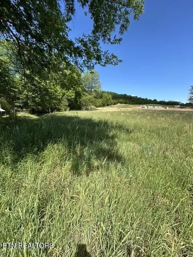 789 Smith Bend Lane Gainesboro TN 38562