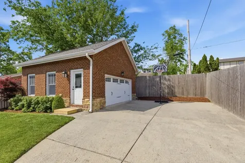 2500C W Linden Avenue Nashville TN 37212