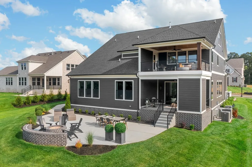 3212 Hunziker Lane Fairview TN 37062