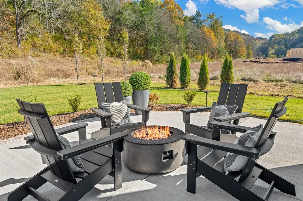 3206 Hunziker Lane Fairview TN 37062