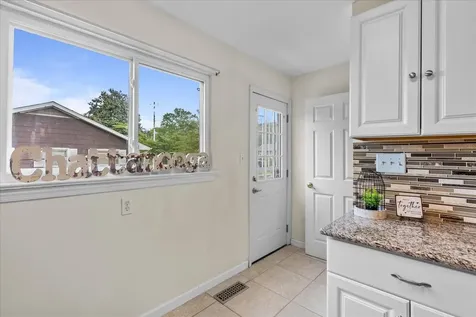 3825 Pin Oak Terrace Chattanooga TN 37411