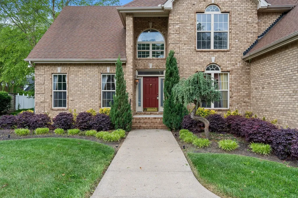 4723 Garcia Boulevard Murfreesboro TN 37128