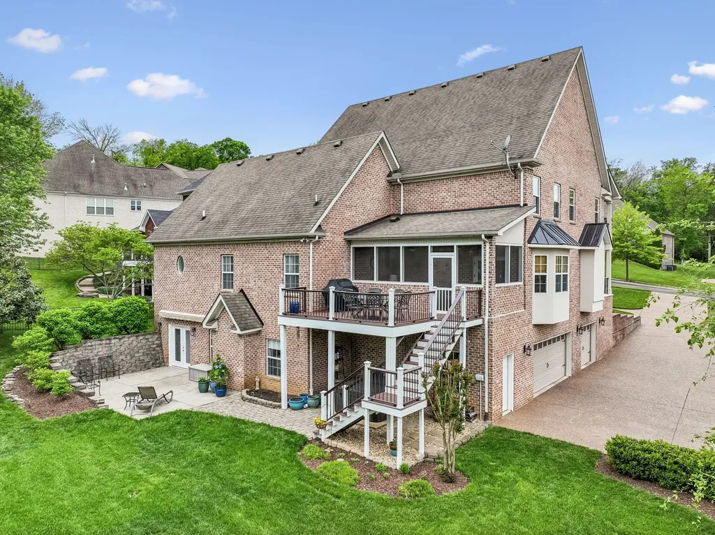 1007 Atchley Court Hendersonville TN 37075