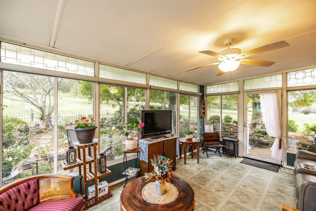 6272 Lickton Pike Goodlettsville TN 37072