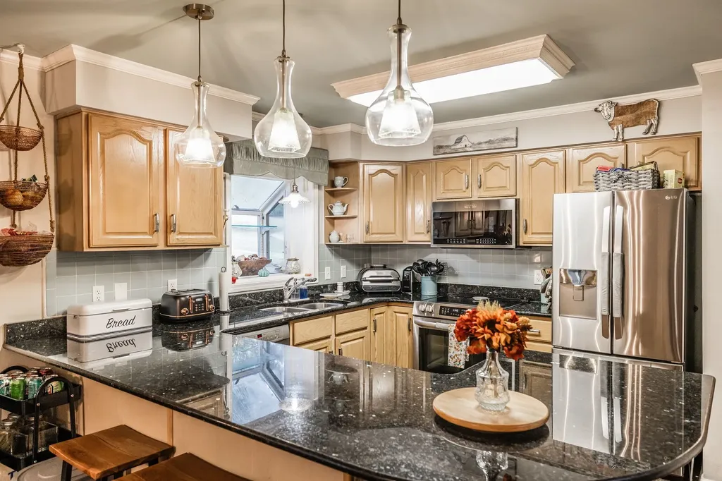 6272 Lickton Pike Goodlettsville TN 37072