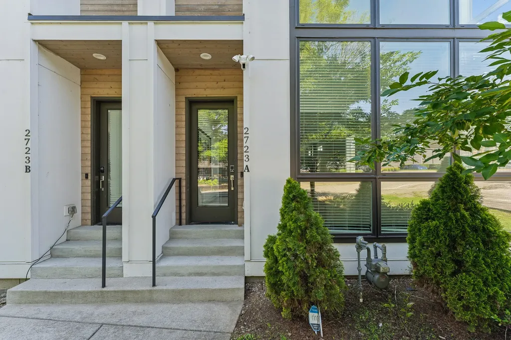 2723 Westwood Drive Nashville TN 37204