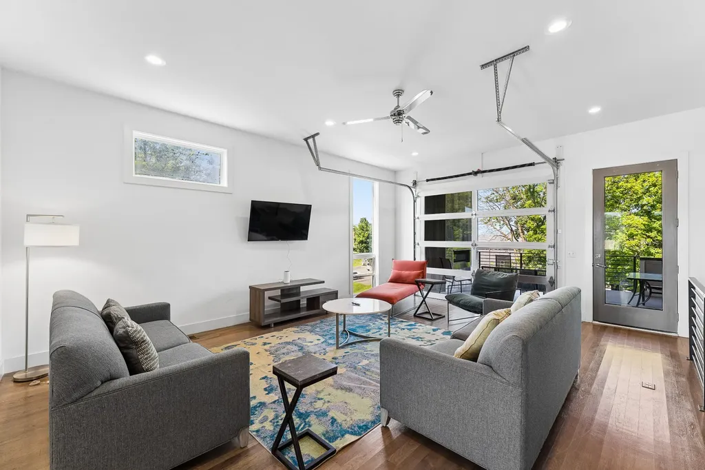 2723 Westwood Drive Nashville TN 37204