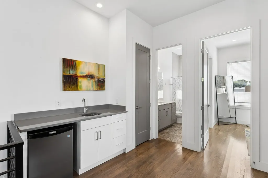 2723 Westwood Drive Nashville TN 37204