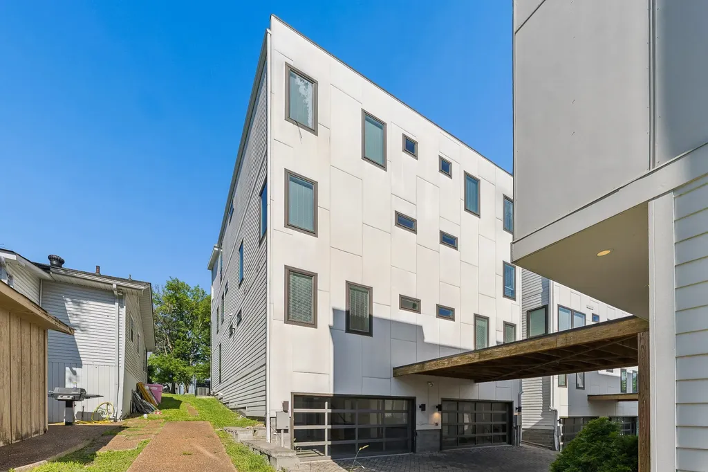 2723 Westwood Drive Nashville TN 37204