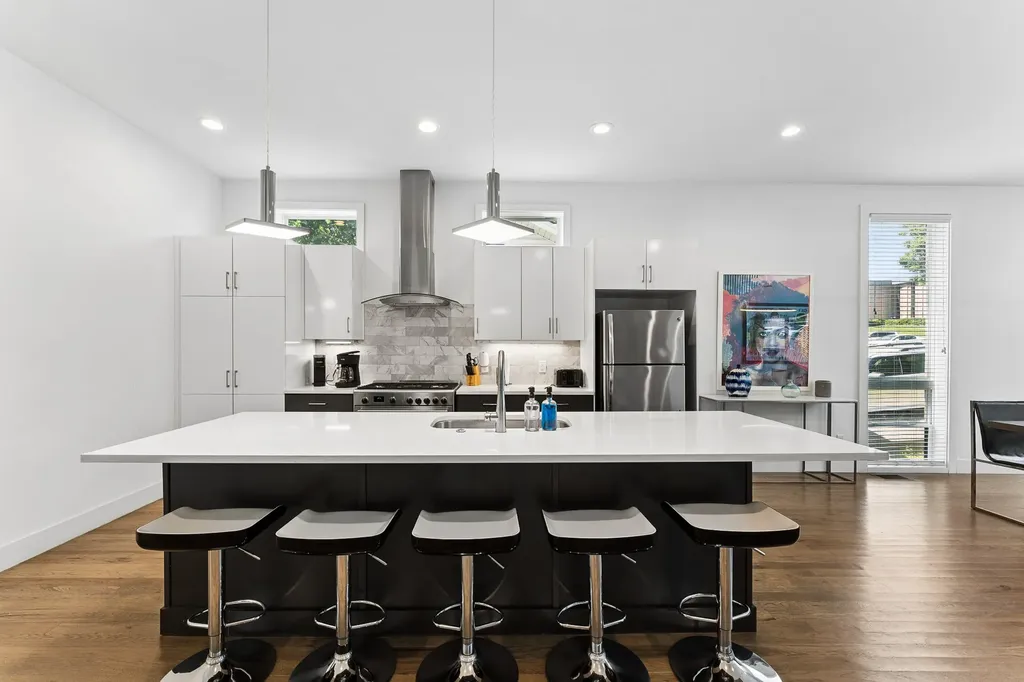 2723 Westwood Drive Nashville TN 37204
