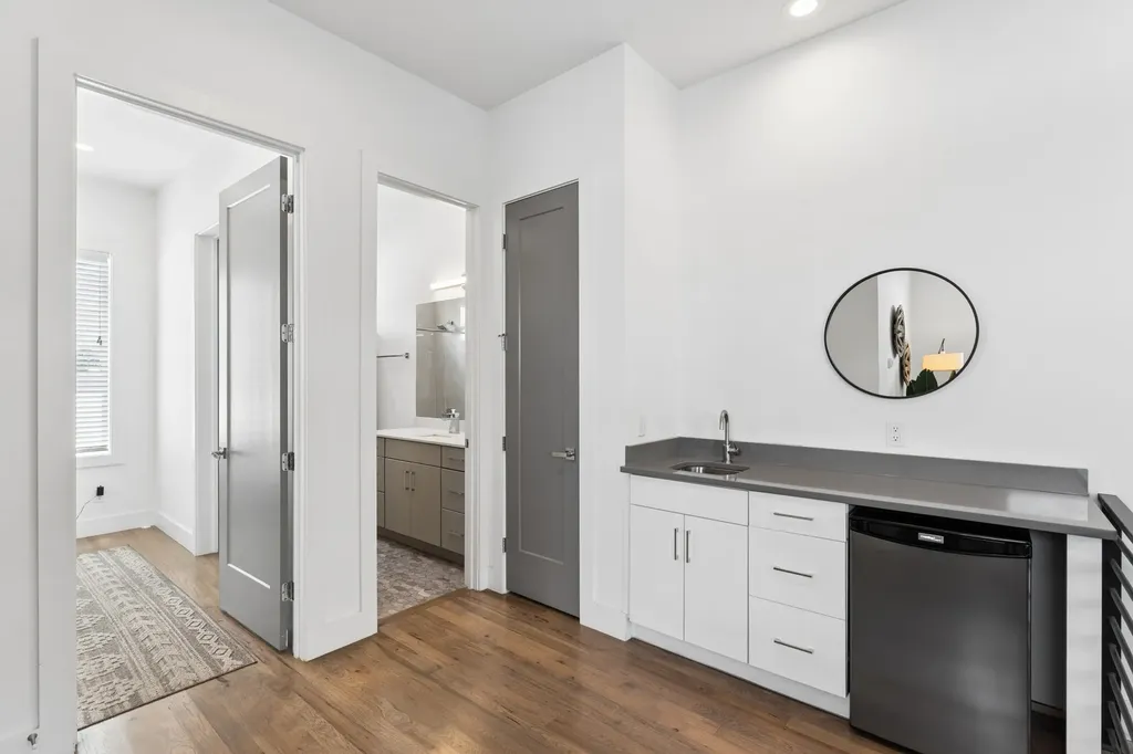 2723 Westwood Drive Nashville TN 37204