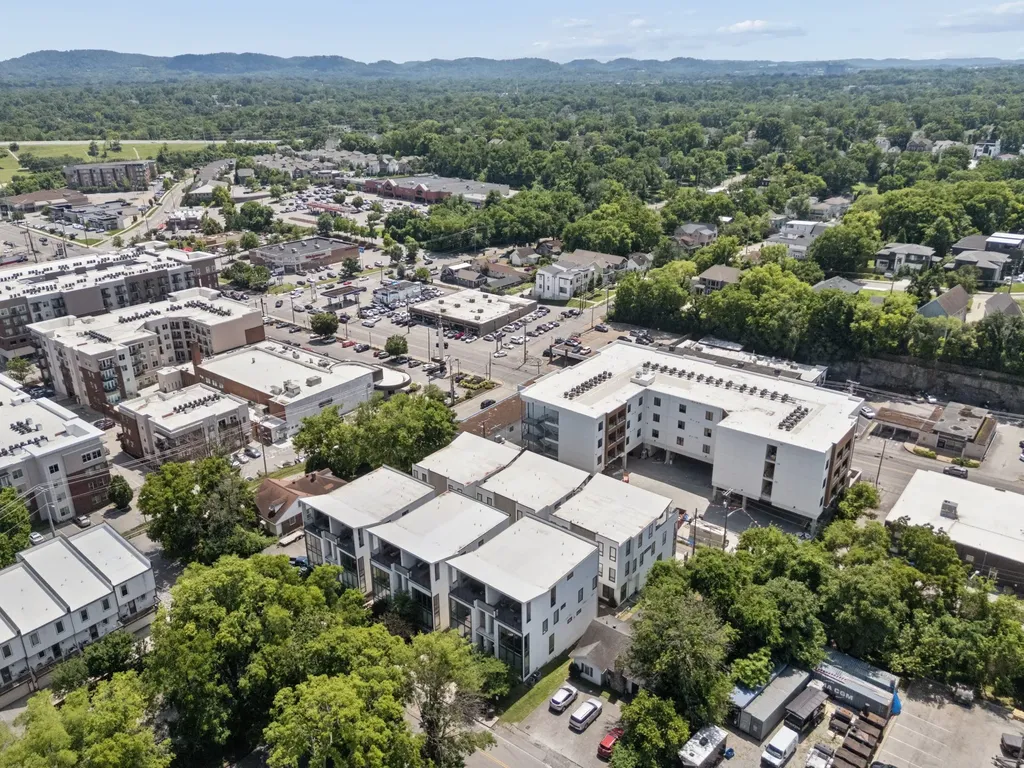 2723 Westwood Drive Nashville TN 37204