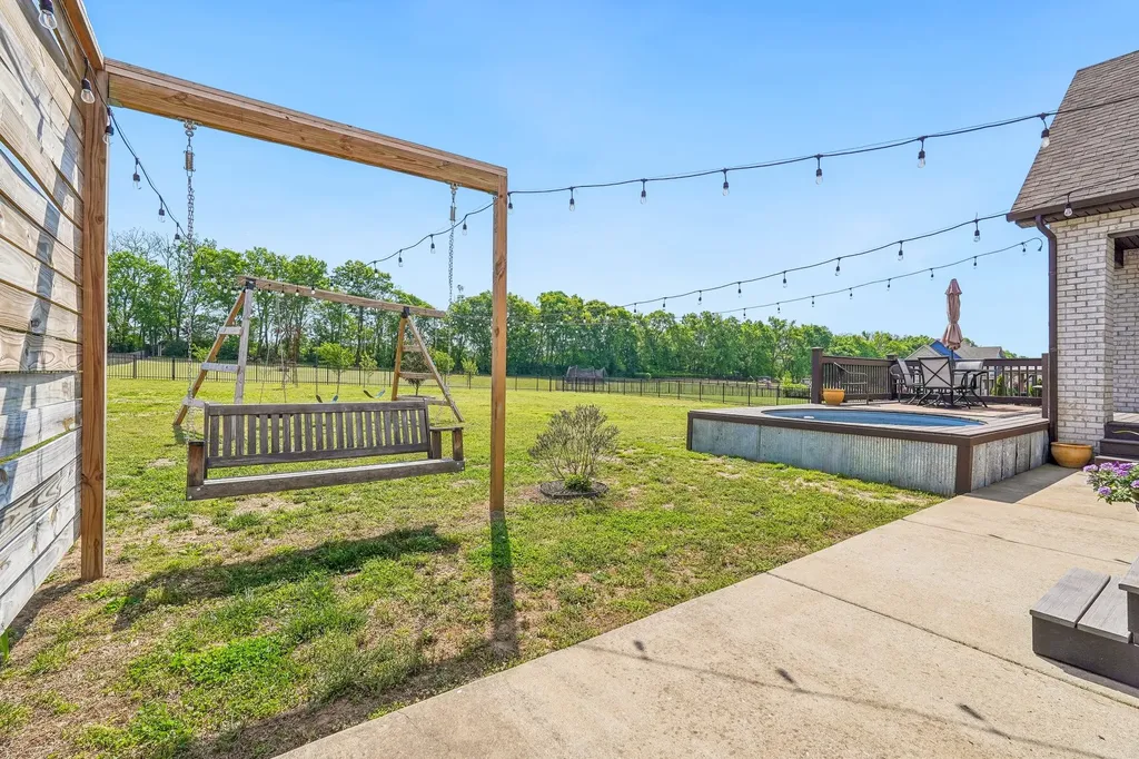 1031 Caballo Trail Gallatin TN 37066