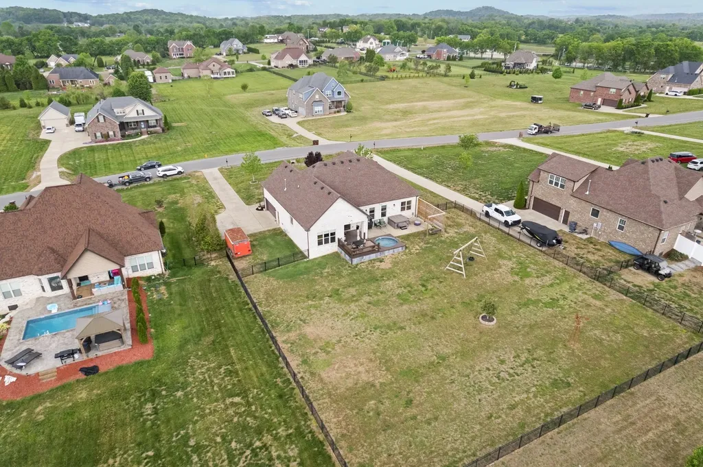 1031 Caballo Trail Gallatin TN 37066