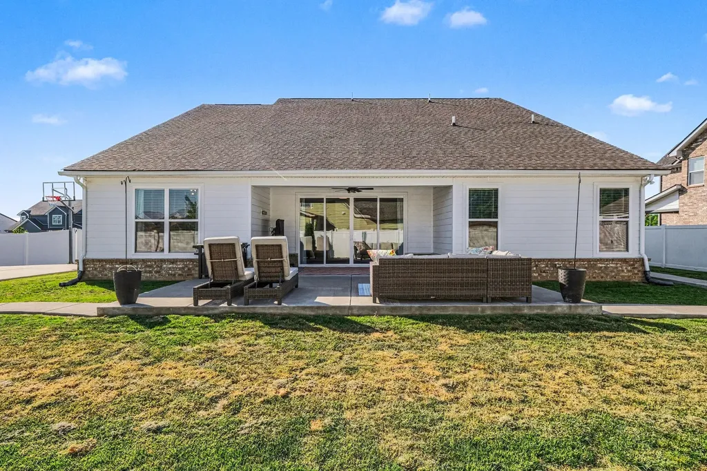 2602 Kingfisher Drive Murfreesboro TN 37128