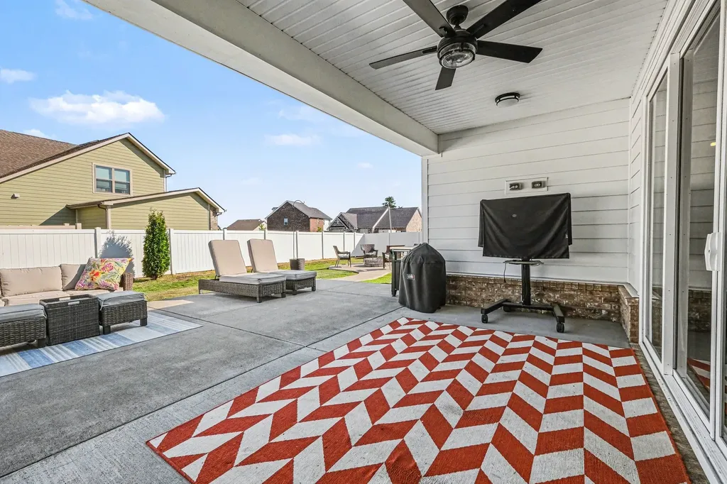 2602 Kingfisher Drive Murfreesboro TN 37128