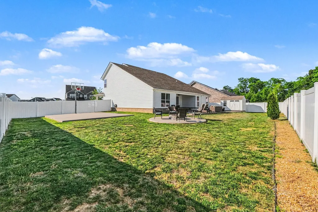 2602 Kingfisher Drive Murfreesboro TN 37128