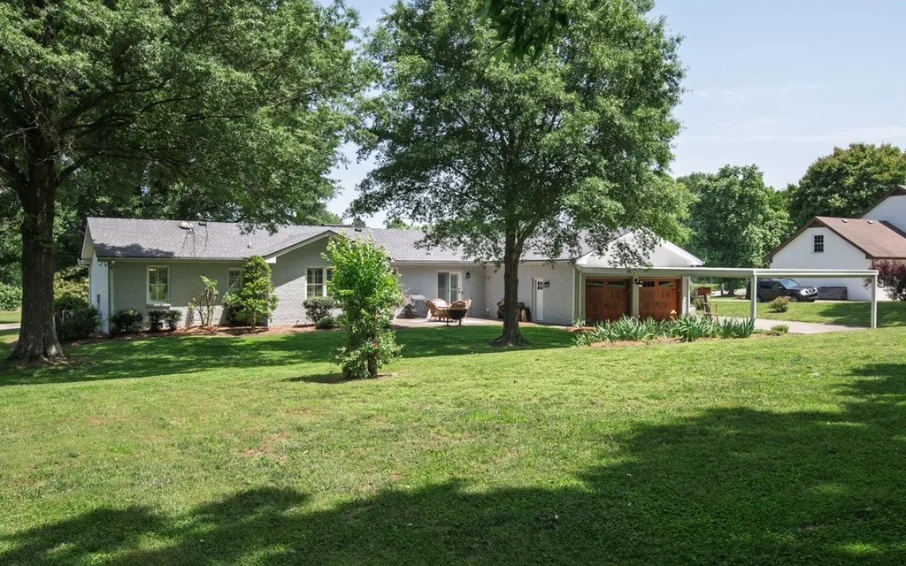 112 Herman Harrison Drive Hendersonville TN 37075