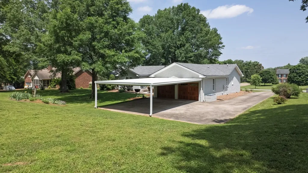 112 Herman Harrison Drive Hendersonville TN 37075
